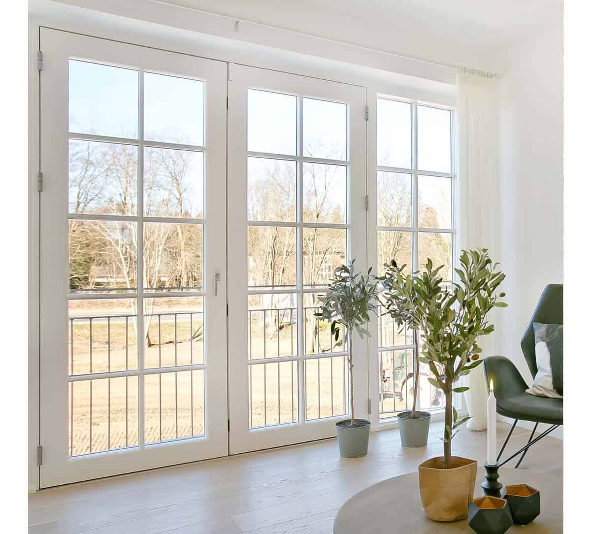 4.-Tradiotional-PatioDoor